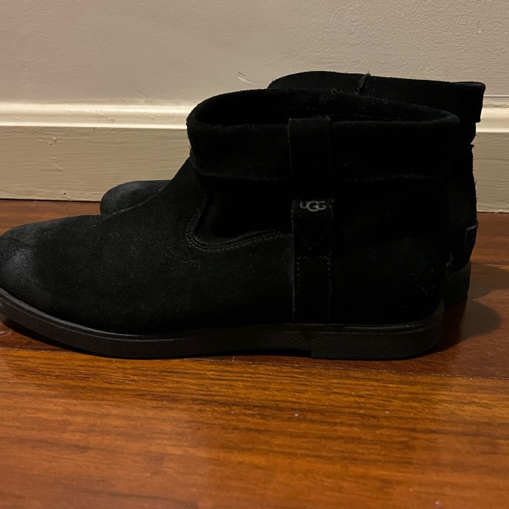 Black Suede Ugg Cuff Boot Ankle Size 9.5 B